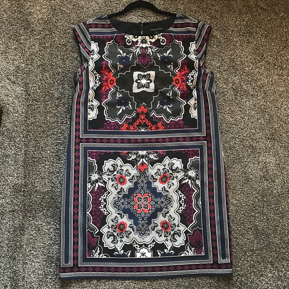 Banana Republic Floral/Geometric Cap Sleeve Shift Dress